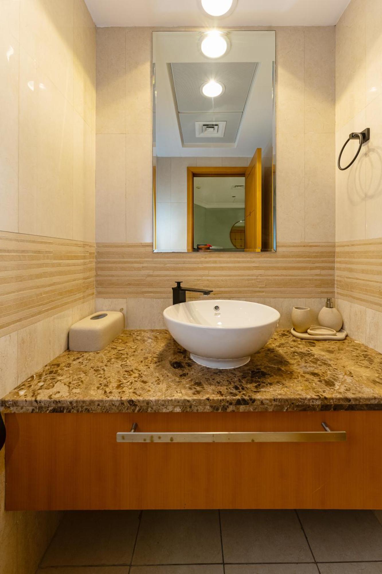 Avant Marina 2br With Amazing Views Apartment