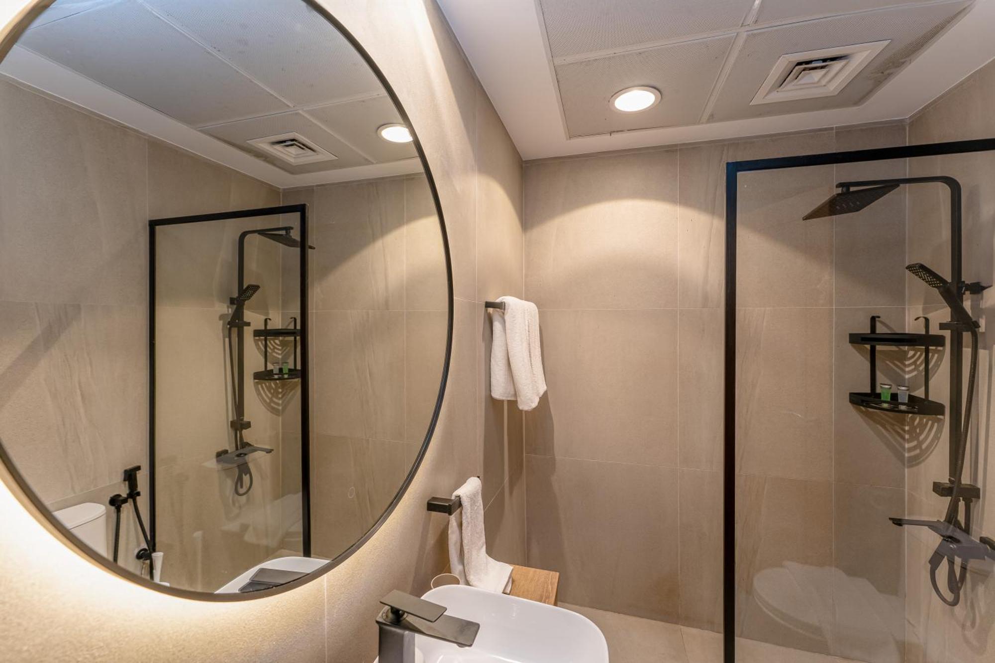 Apartment Avant Marina 2br With Amazing Views Dubai
