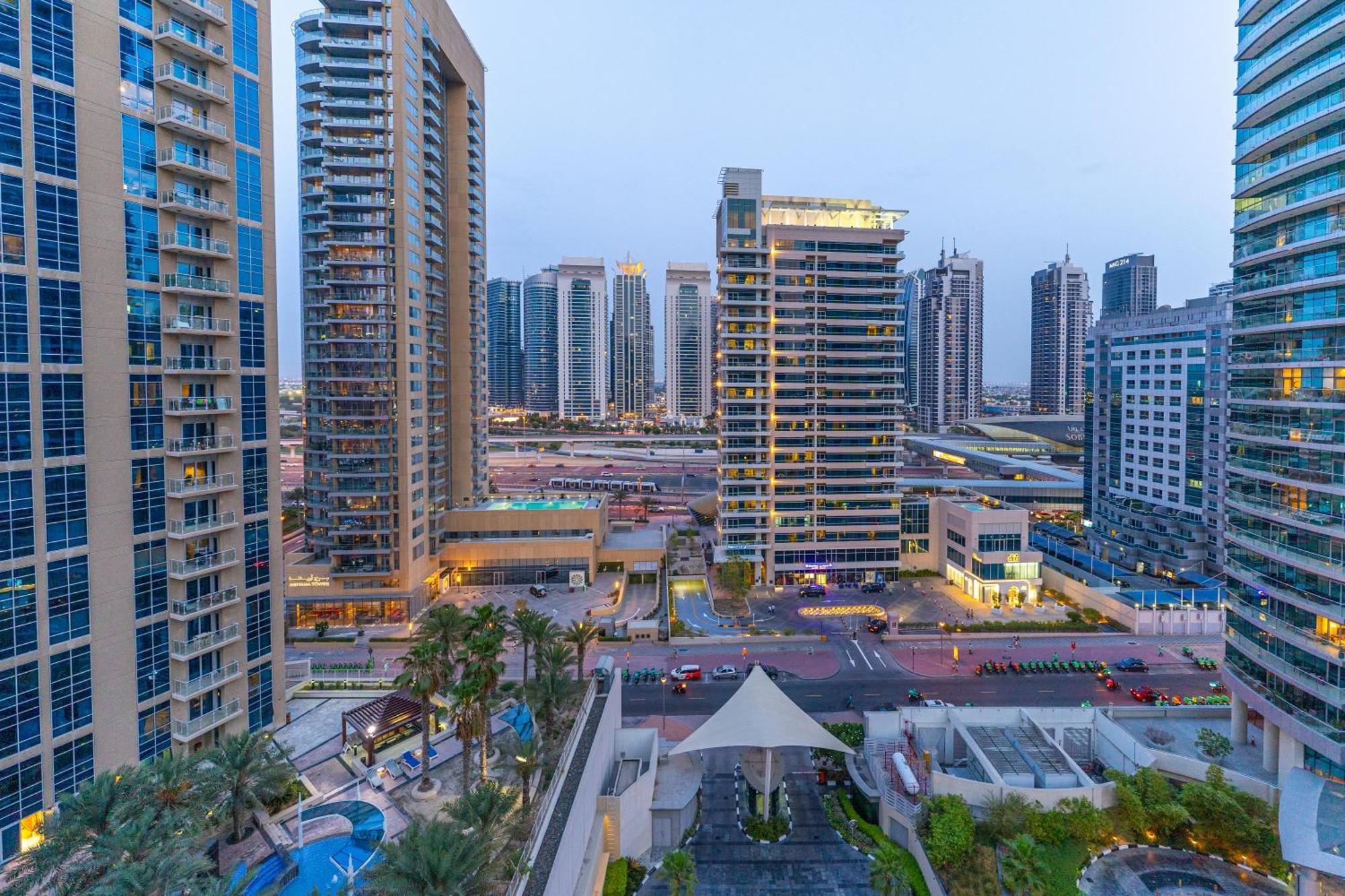 Avant Marina 2br With Amazing Views