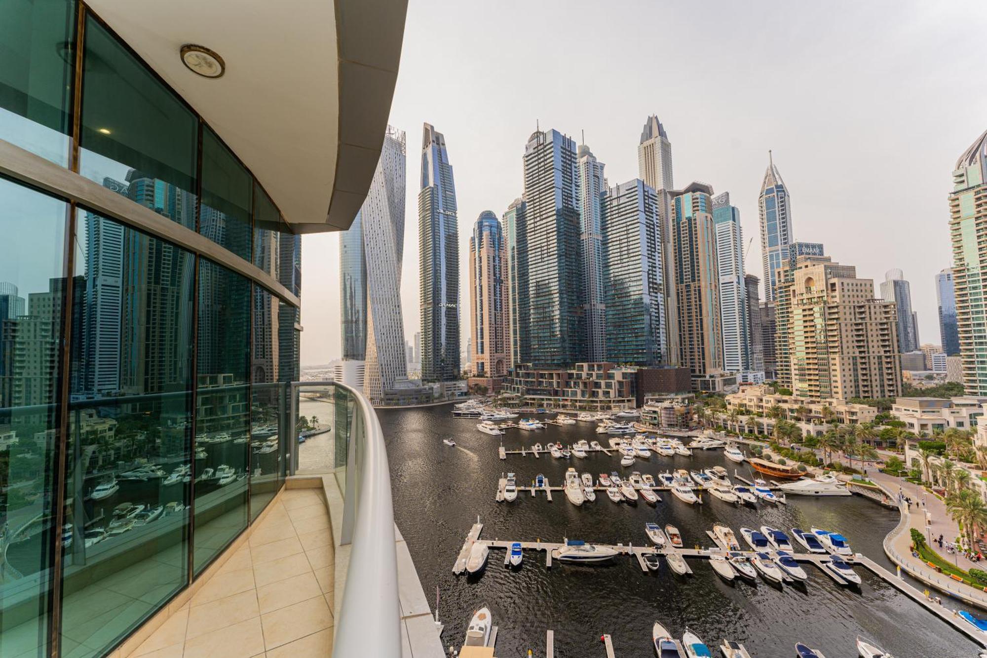 Avant Marina 2br With Amazing Views Apartment
